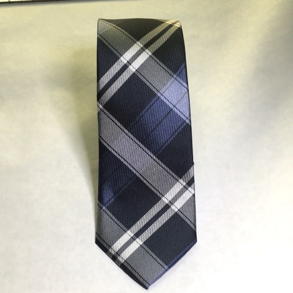 Le 31 exclusive Simons- blue, black, white plaid tie. 100% silk NWT - Picture 1 of 10